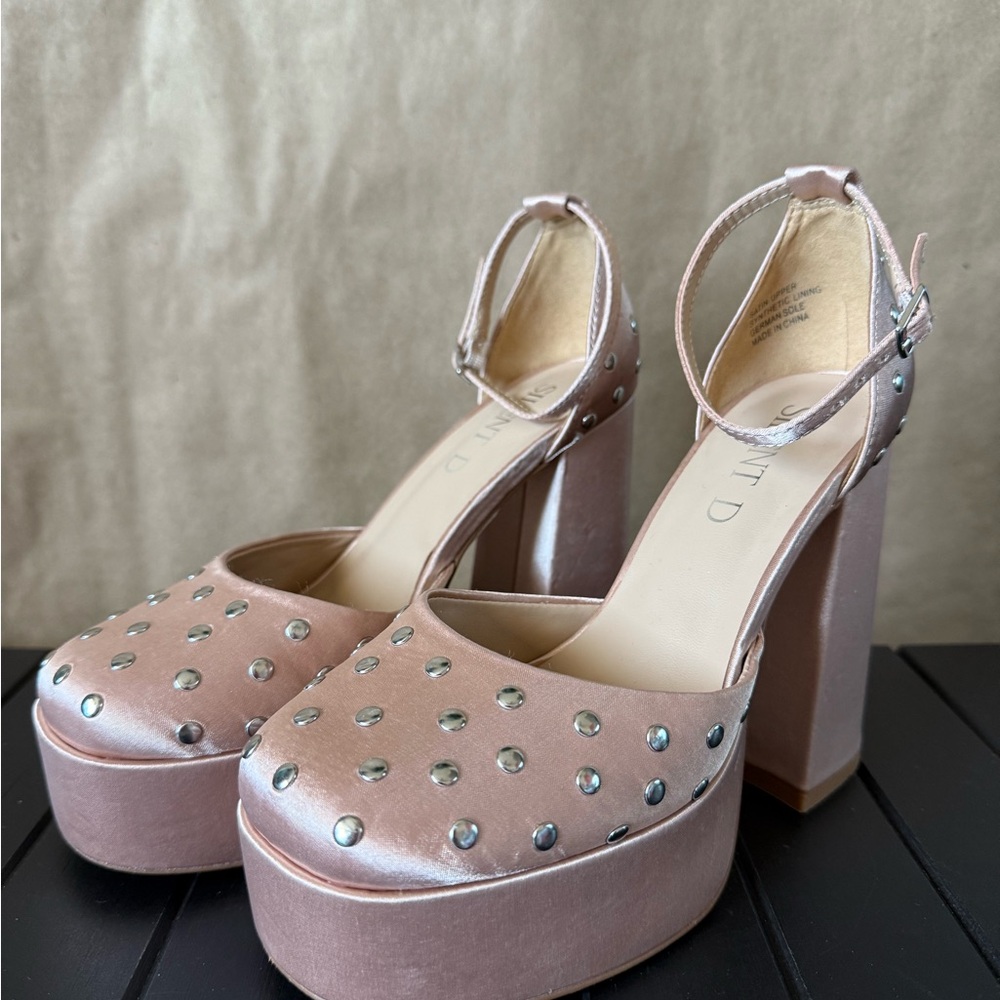 Silent D for Anthropologie Grace platform block heel in ballerina pink satin - Picture 3 of 8